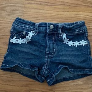 WallFlower size 4 shorts